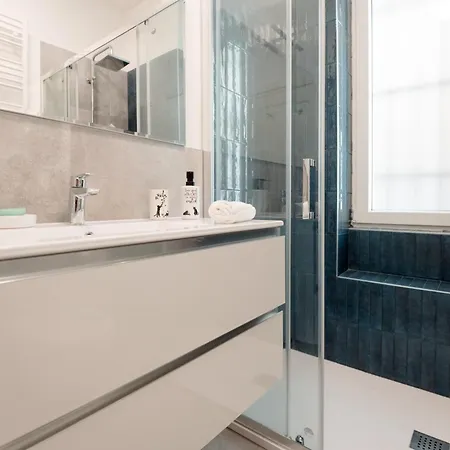 Il Vate Adriatico Τεργέστη